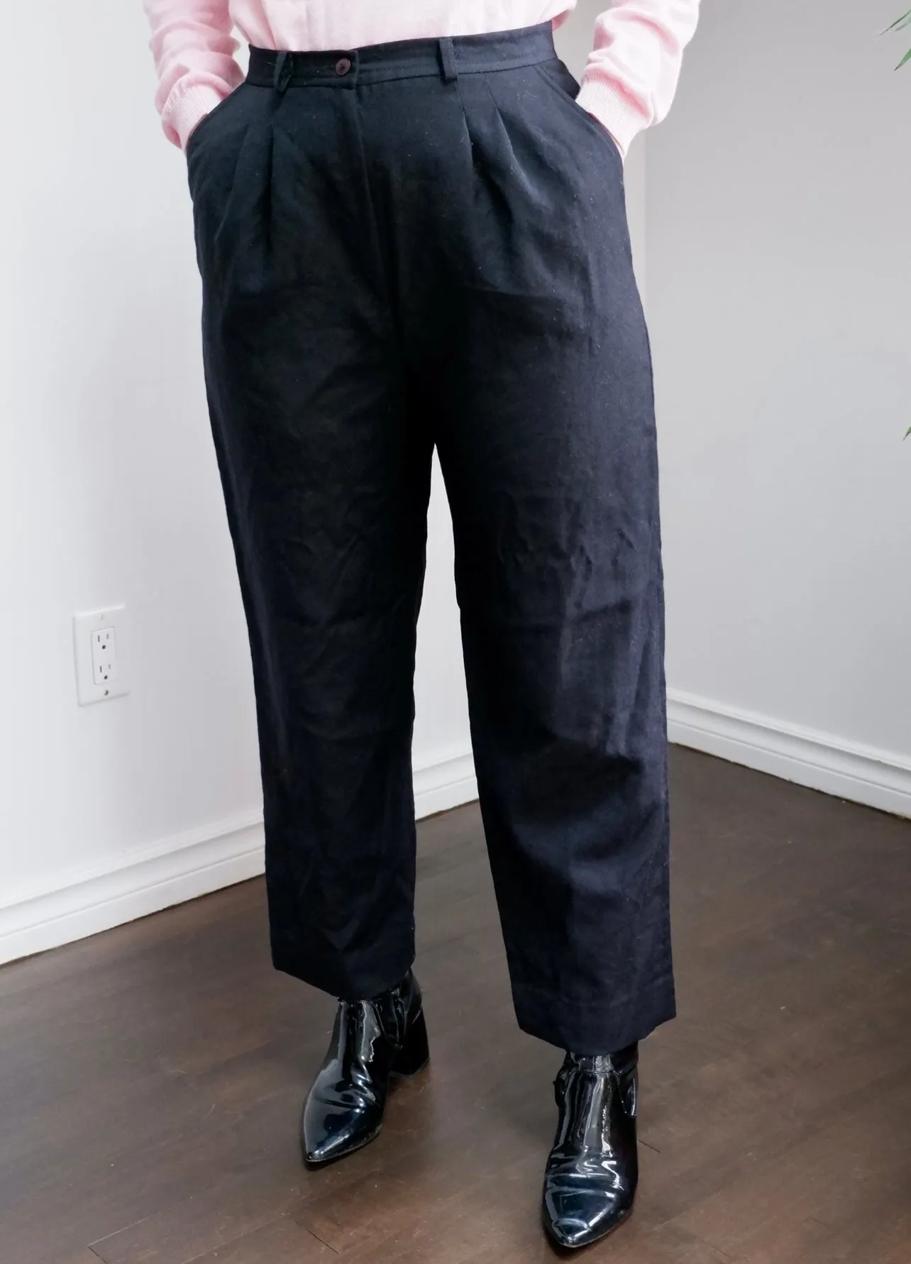 70s Black 100% Wool High-Rise Trousers - 4/6